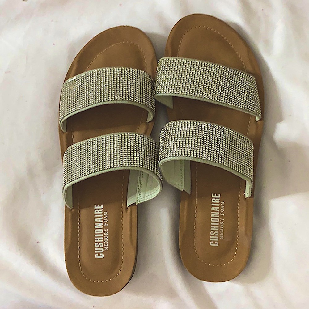Cute glitter sandals 🤪